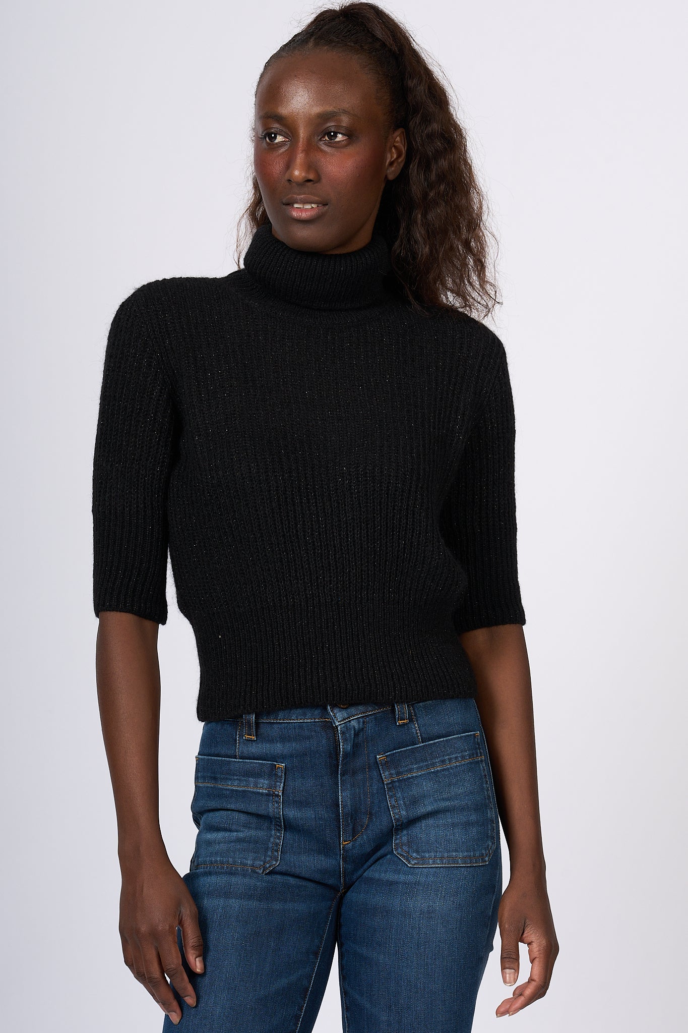 Akep Dolcevita Crop Black Women-5