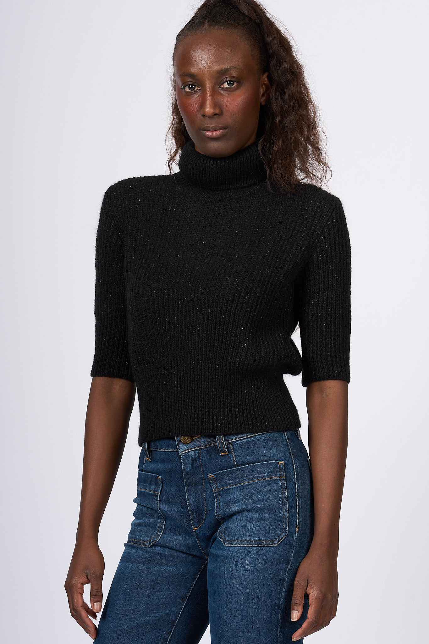 Akep Dolcevita Crop Black Women-1