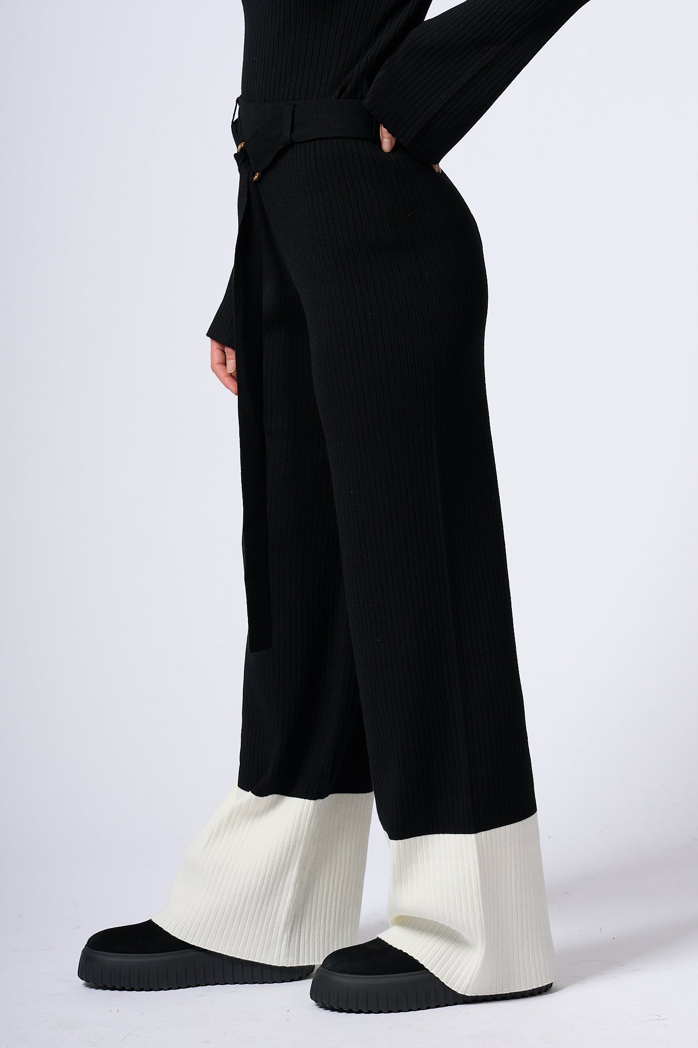 Akep Pantalone Costina Nero Donna-3