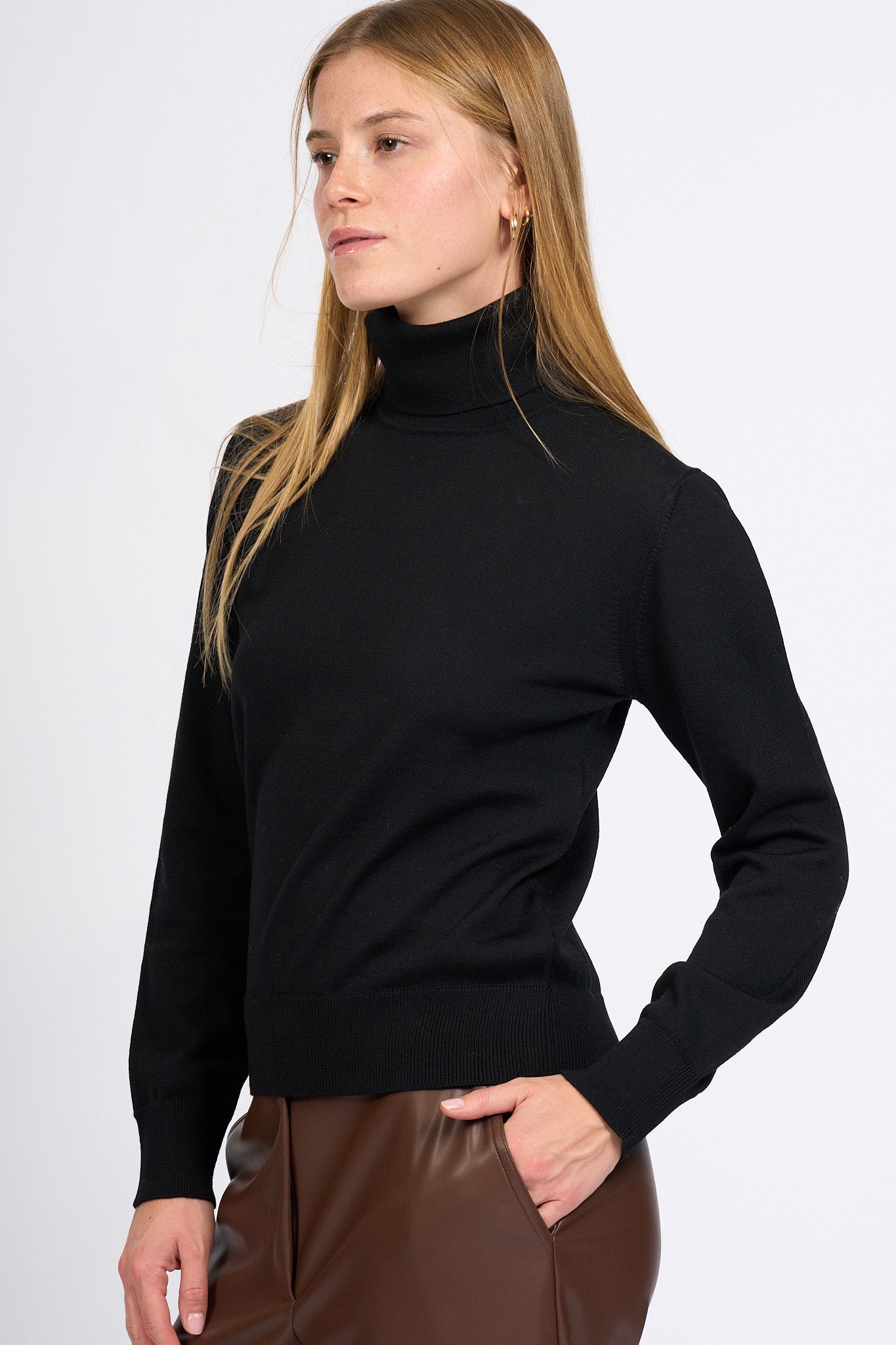 Alpha Dolcevita Nero Donna-6
