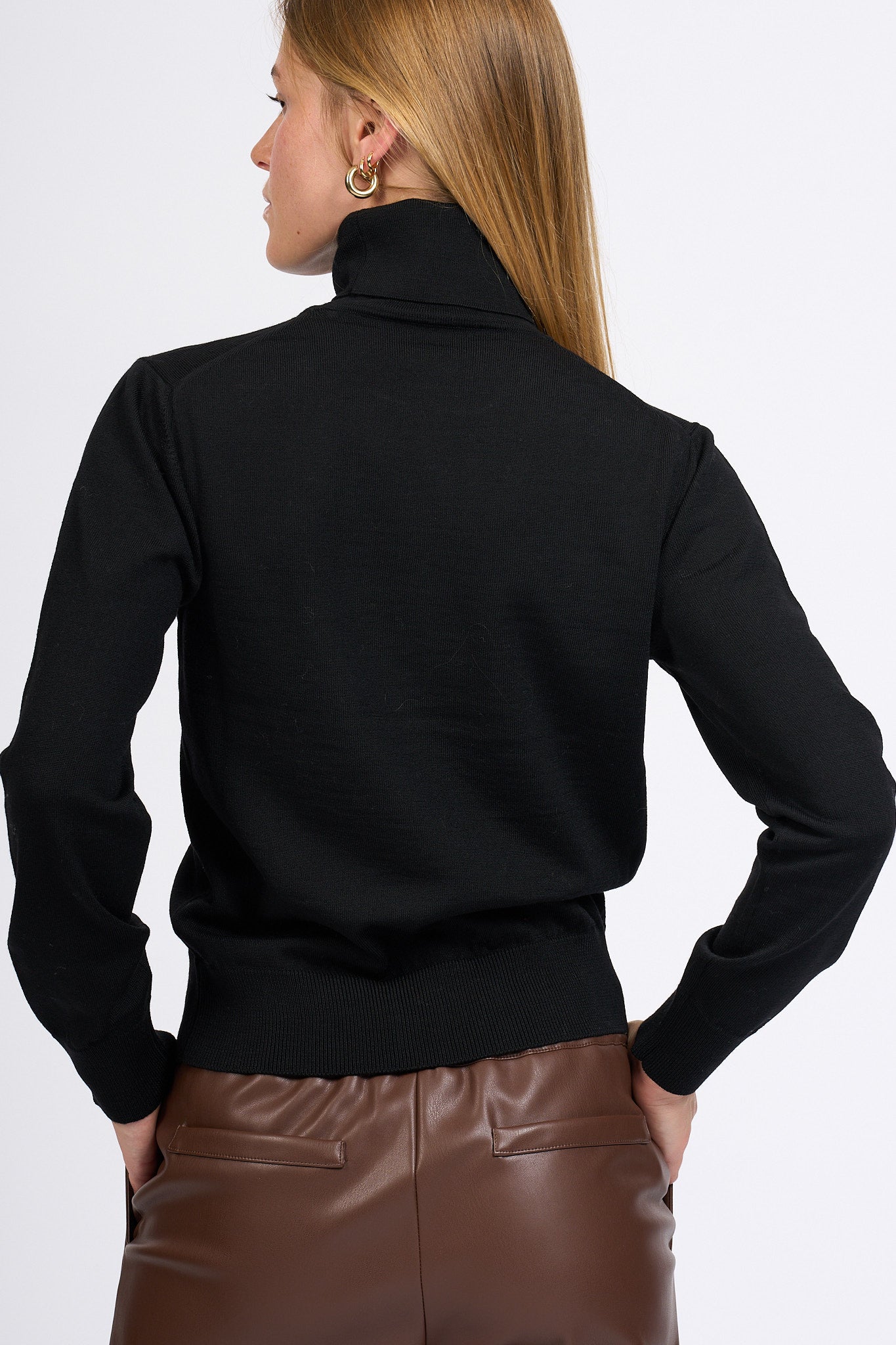 Alpha Dolcevita Nero Donna-5