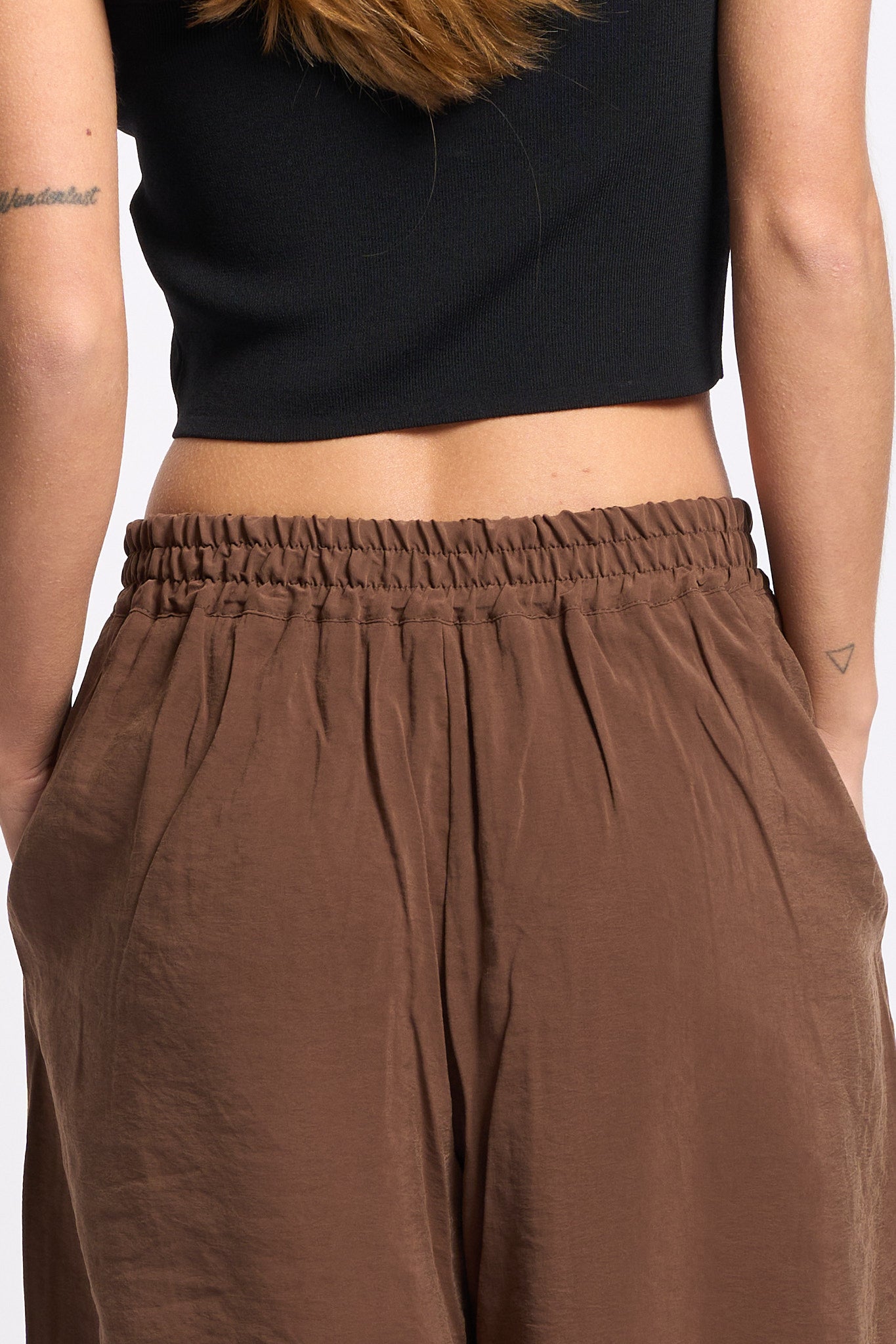 Alpha Pantalone con Elastico Cioccolato Donna-5
