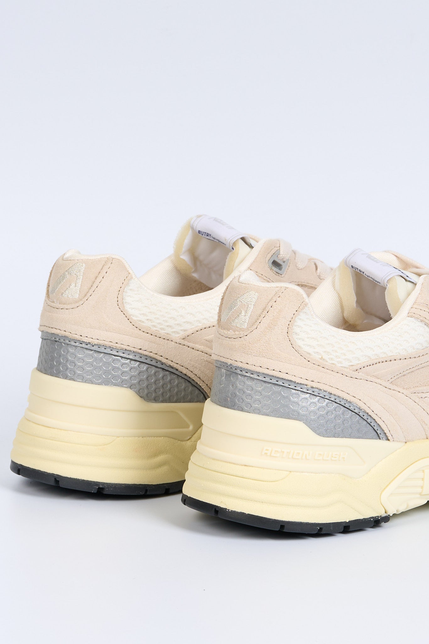 Autry Sneaker AYLM UM03 Hyperway Sabbia Uomo-5