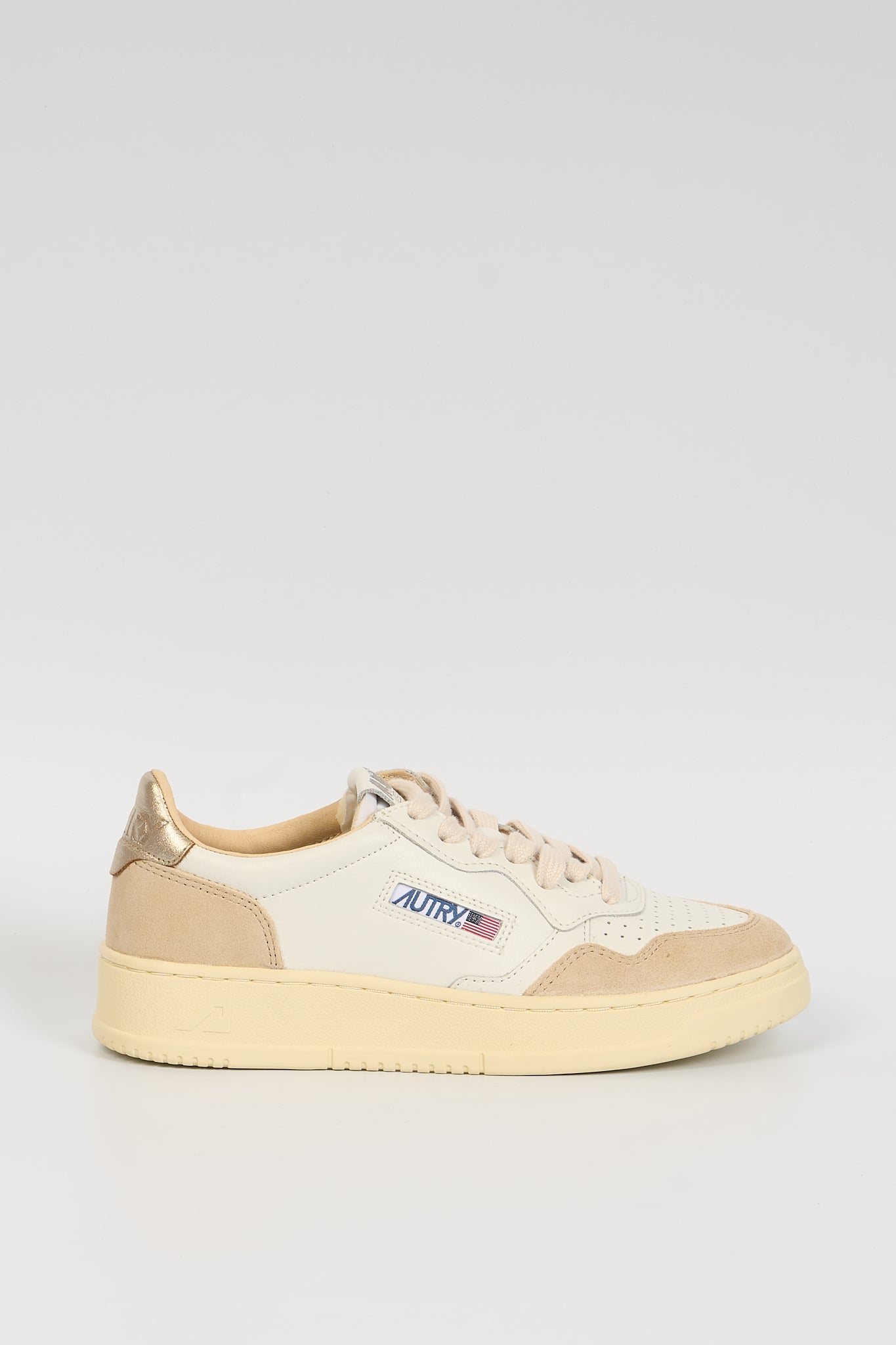 Autry Sneaker Medalist AULW-LS75 Platinum Woman-1