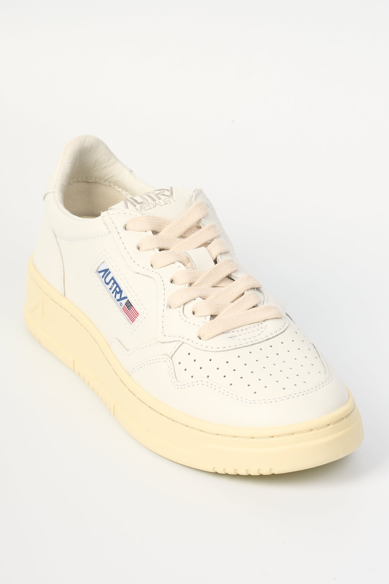 Autry Sneakers Medalist AULW-LL15 Bianco Donna-5