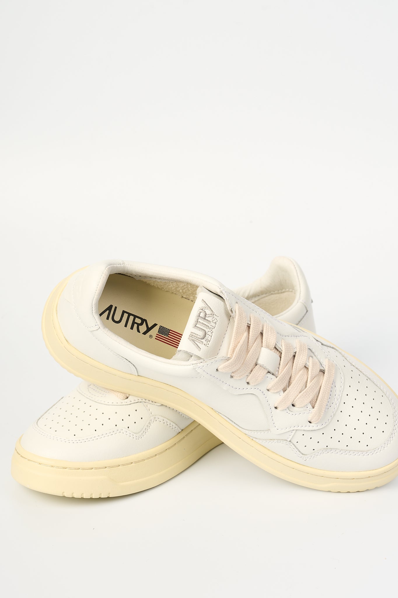 Autry Sneakers Medalist AULW-LL15 Bianco Donna-6