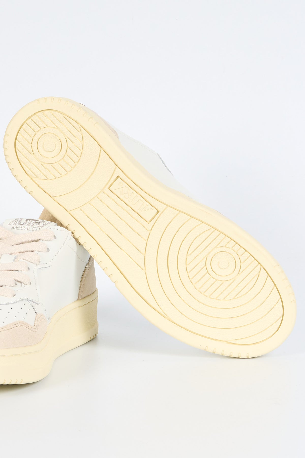 Autry Medalist Suede Sneakers White/Platinum Women's-8