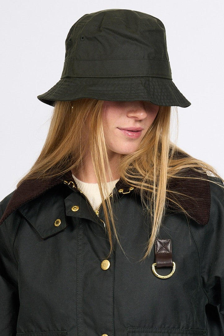 Barbour Cappello Pioggia BELSAY Donna in cotone cerato oliva-4