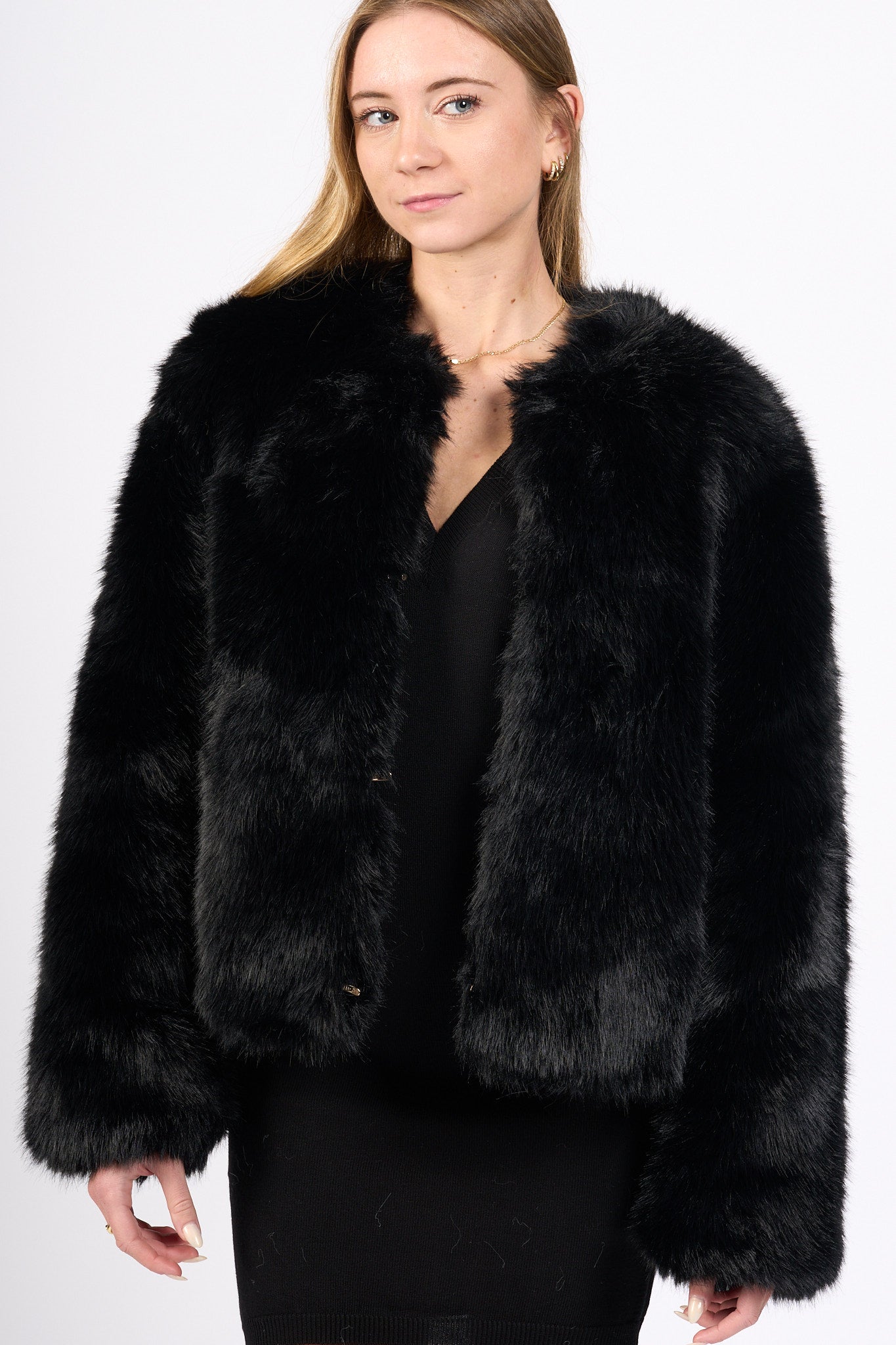 Blugirl Eco Pelliccia Corta Nera-7