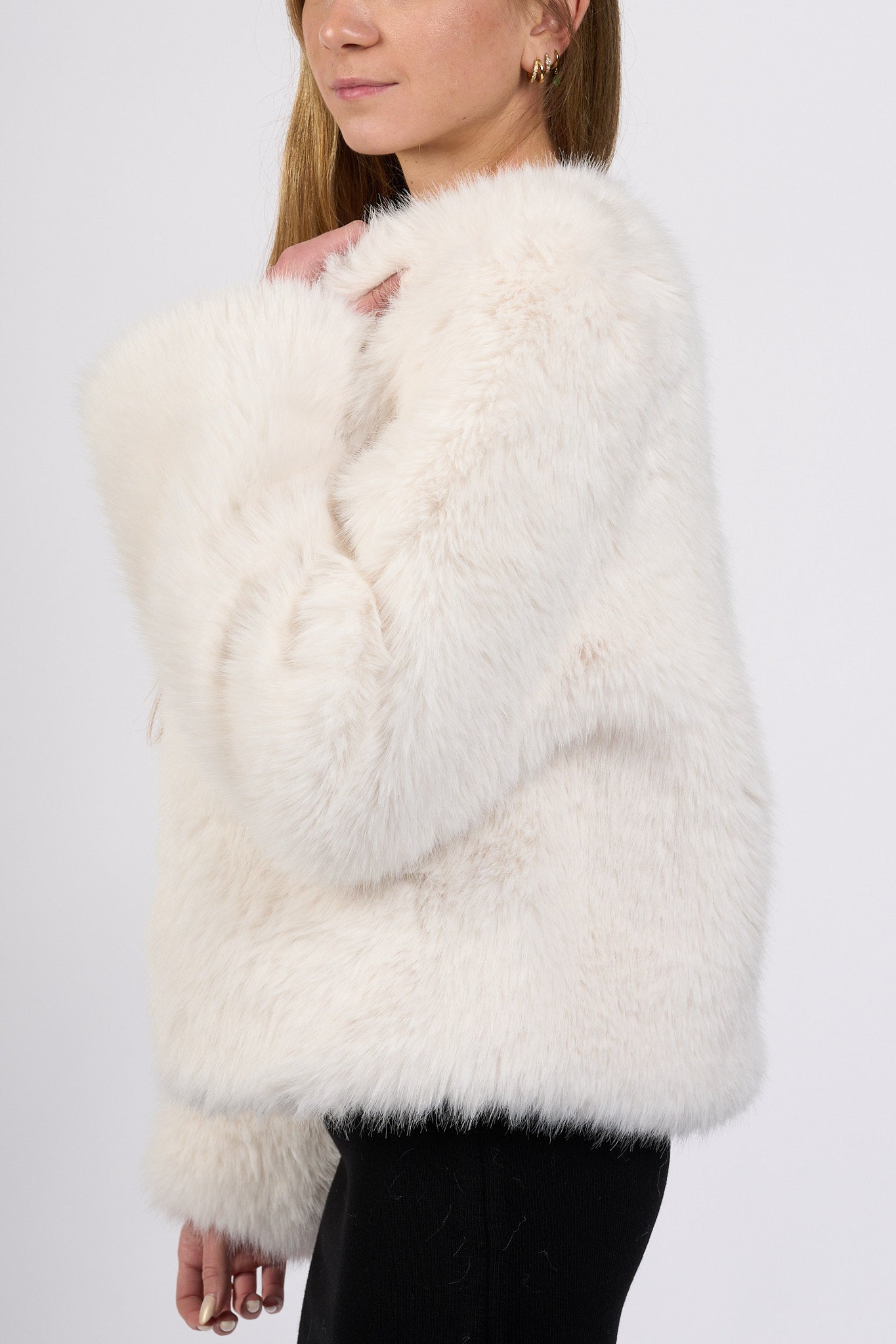 Blugirl Pelliccia Corta Eco Bianco Donna-8