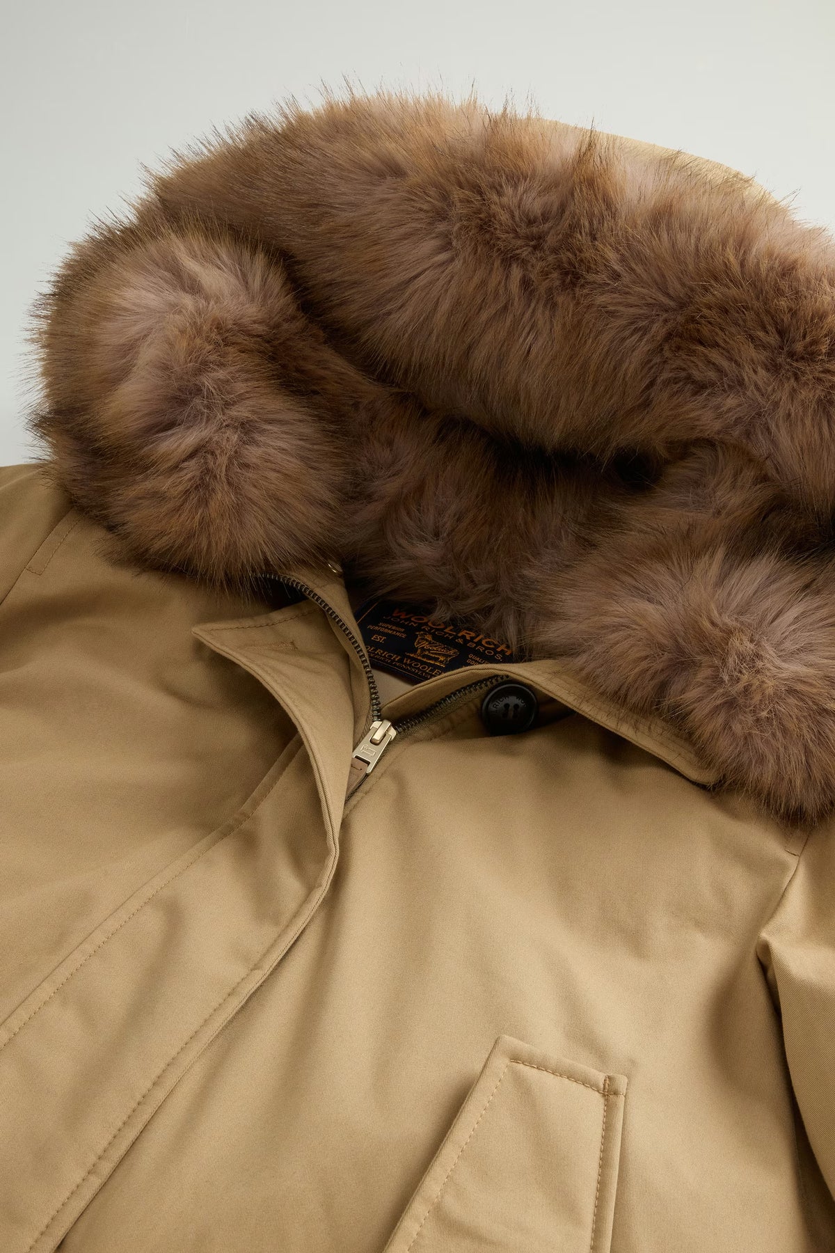 Woolrich Parka Best Faux Corto Senape da Donna-6