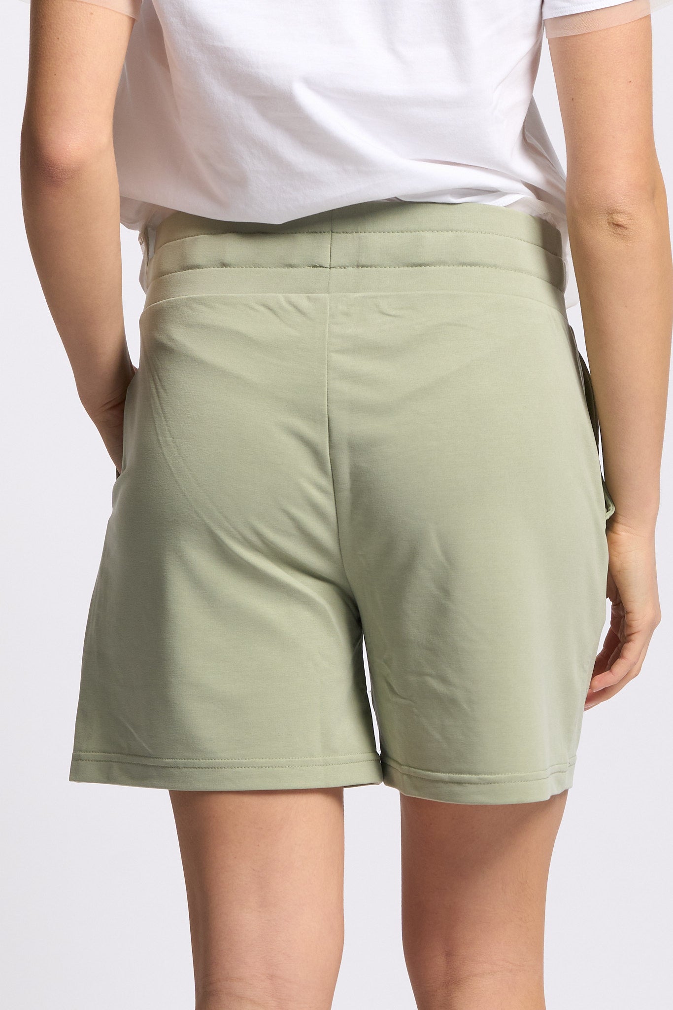 Colmar originals Bermuda in Felpa Verde Donna-7