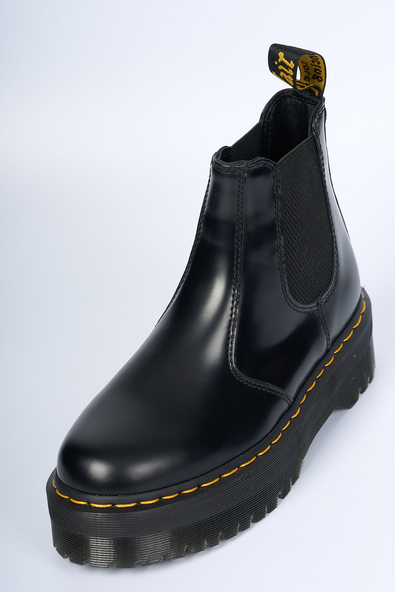 Dr. Martens Beatles Wedge Leather Black Woman-6