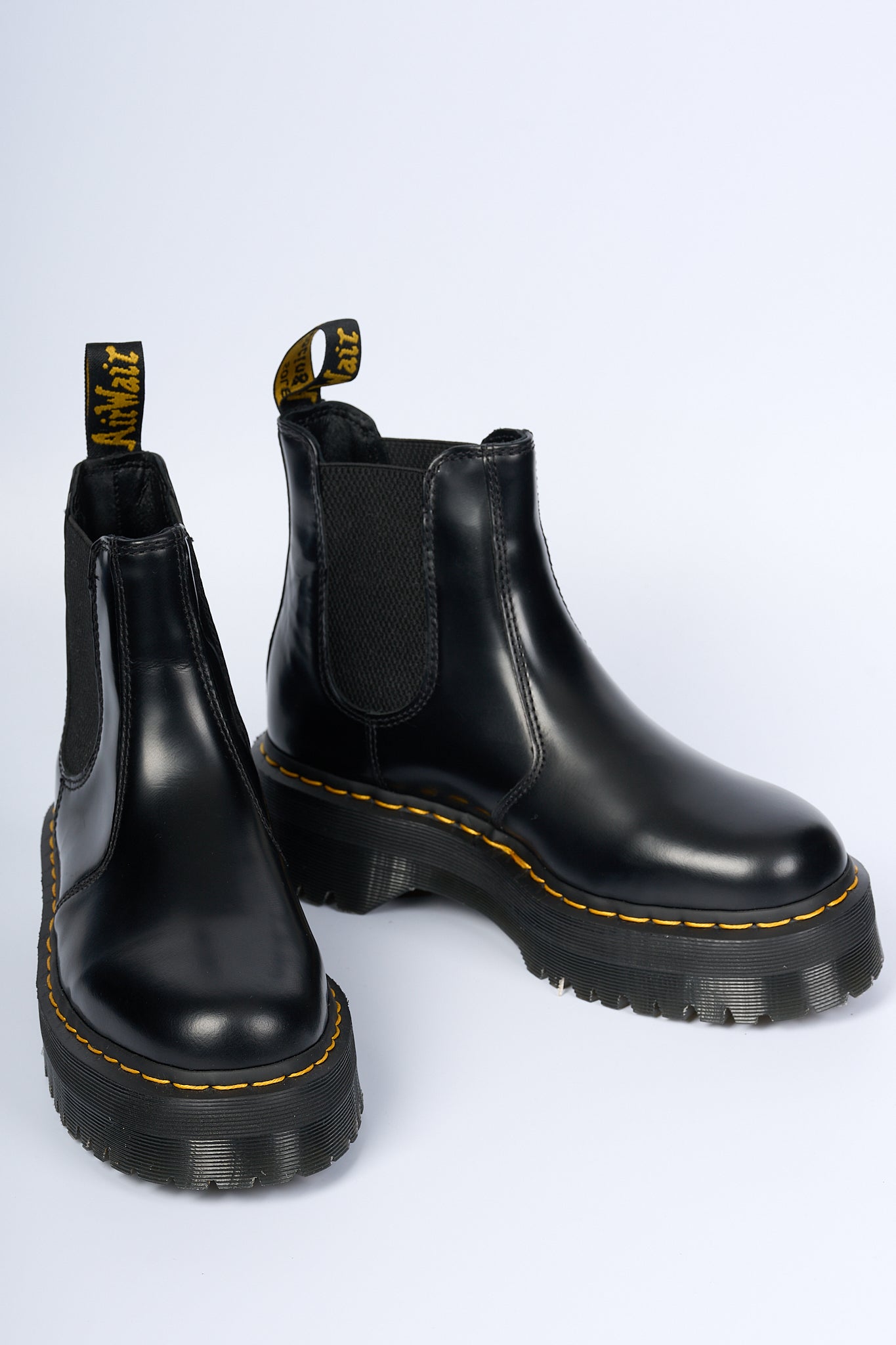 Dr. Martens Beatles Wedge Leather Black Woman-7
