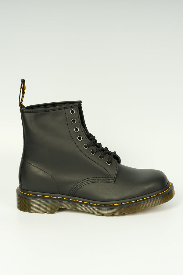 Dr. Martens Amphibious Nappa Black Man