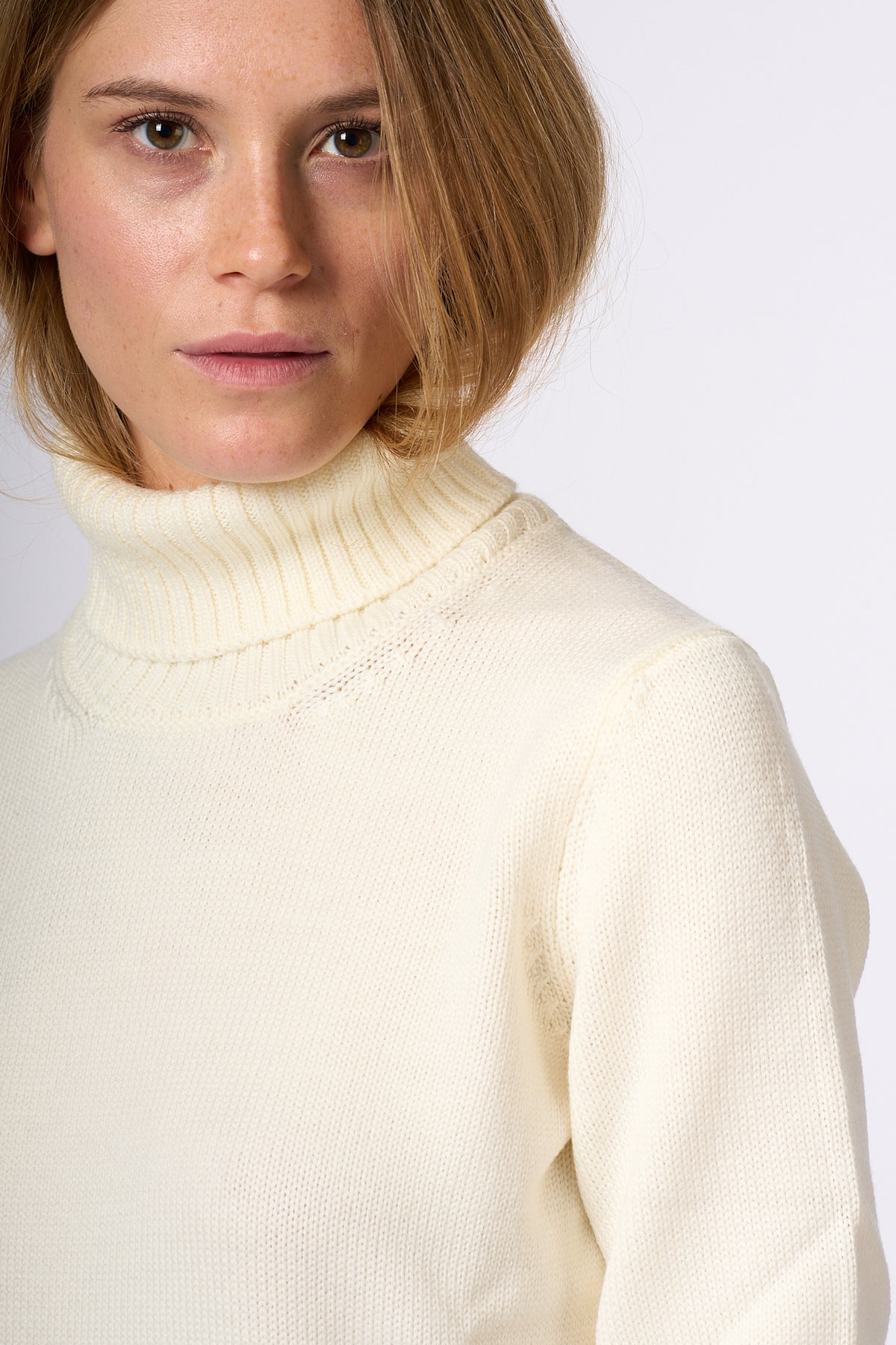 Gran Sasso Dolcevita Lana Merinos extra fine Latte Donna-3