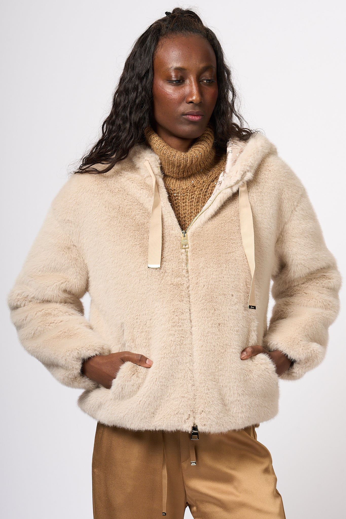 Herno Women's Chantilly faux fur bomber jacket-5