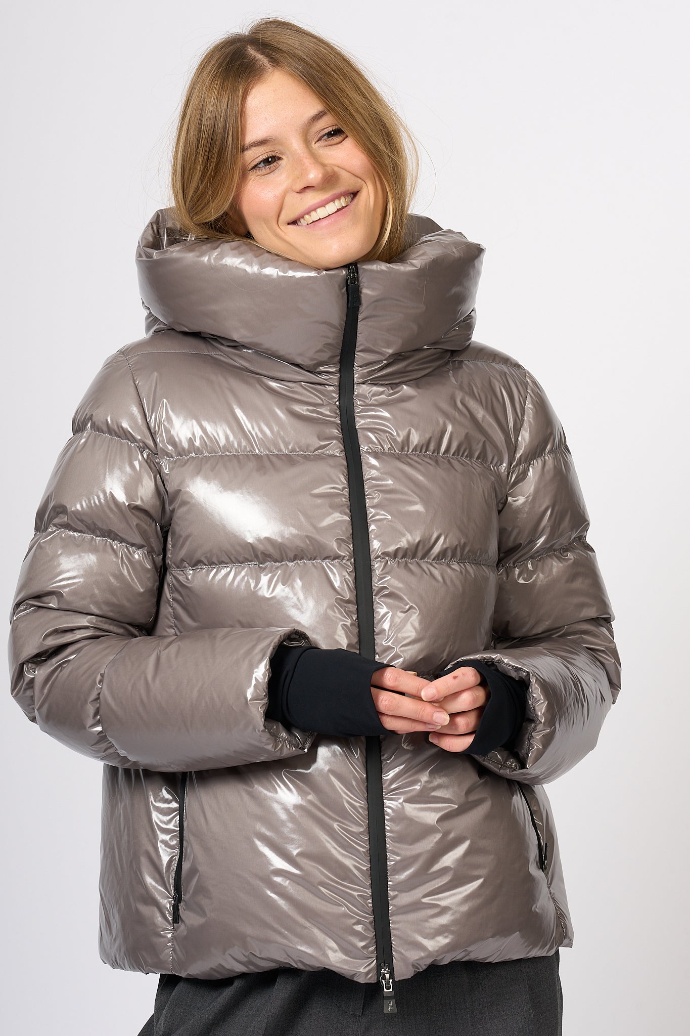 Herno Women's Grey Shiny Down Jacket-7