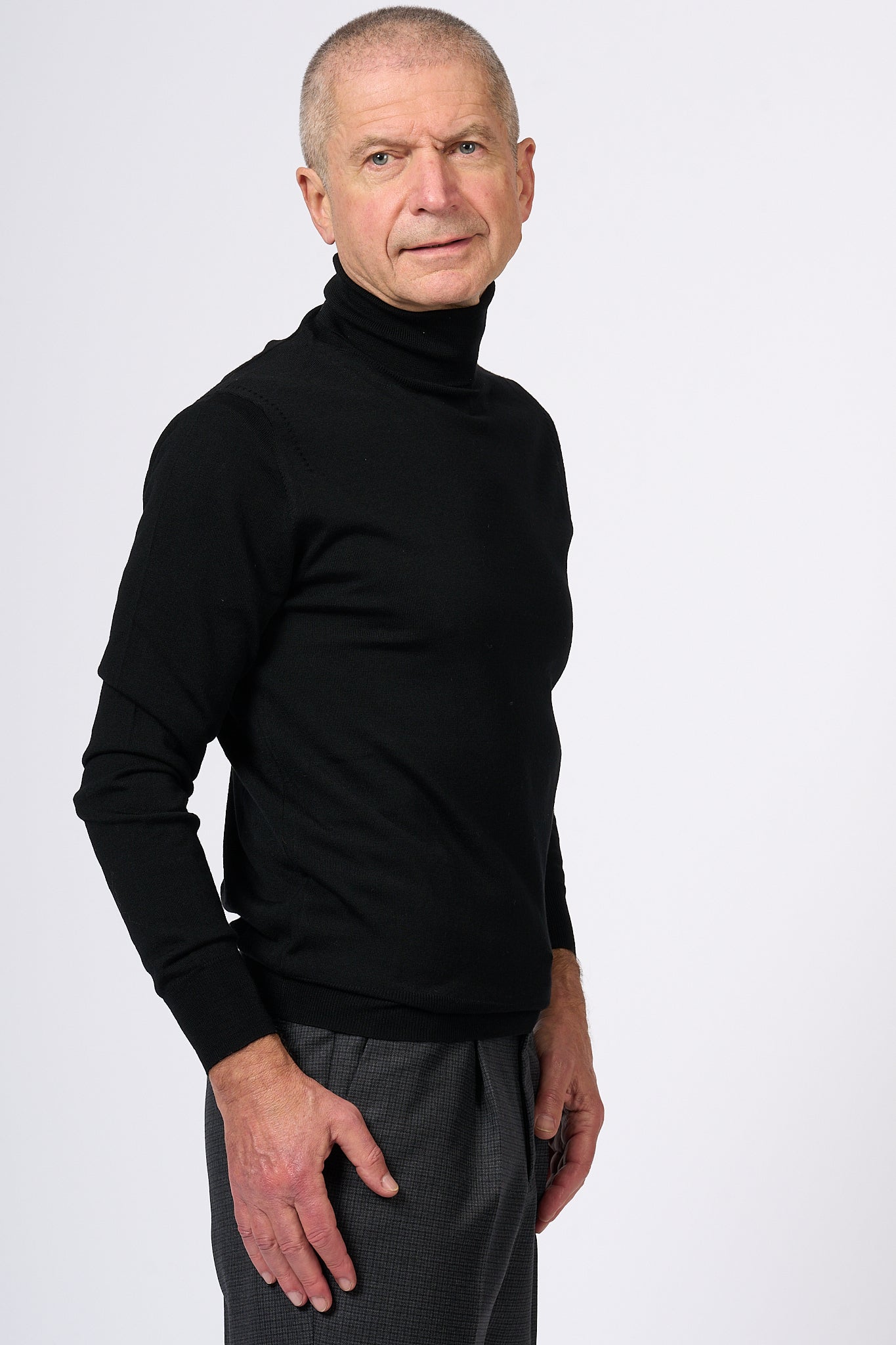 Hosio Extrafine Turtleneck Black Men-1