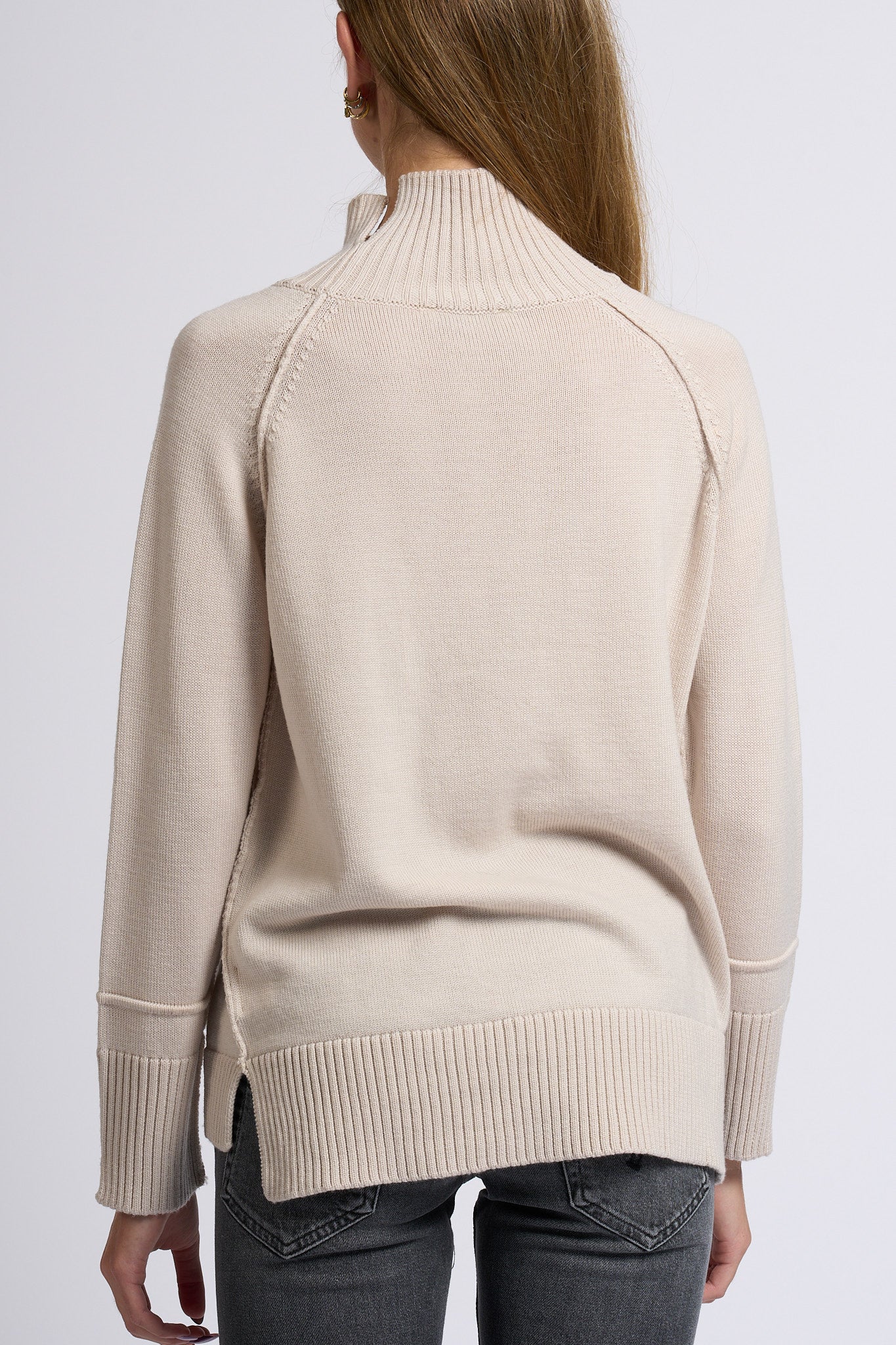 Intrecci Milano Dolcevita Raglan Sabbia Donna-5