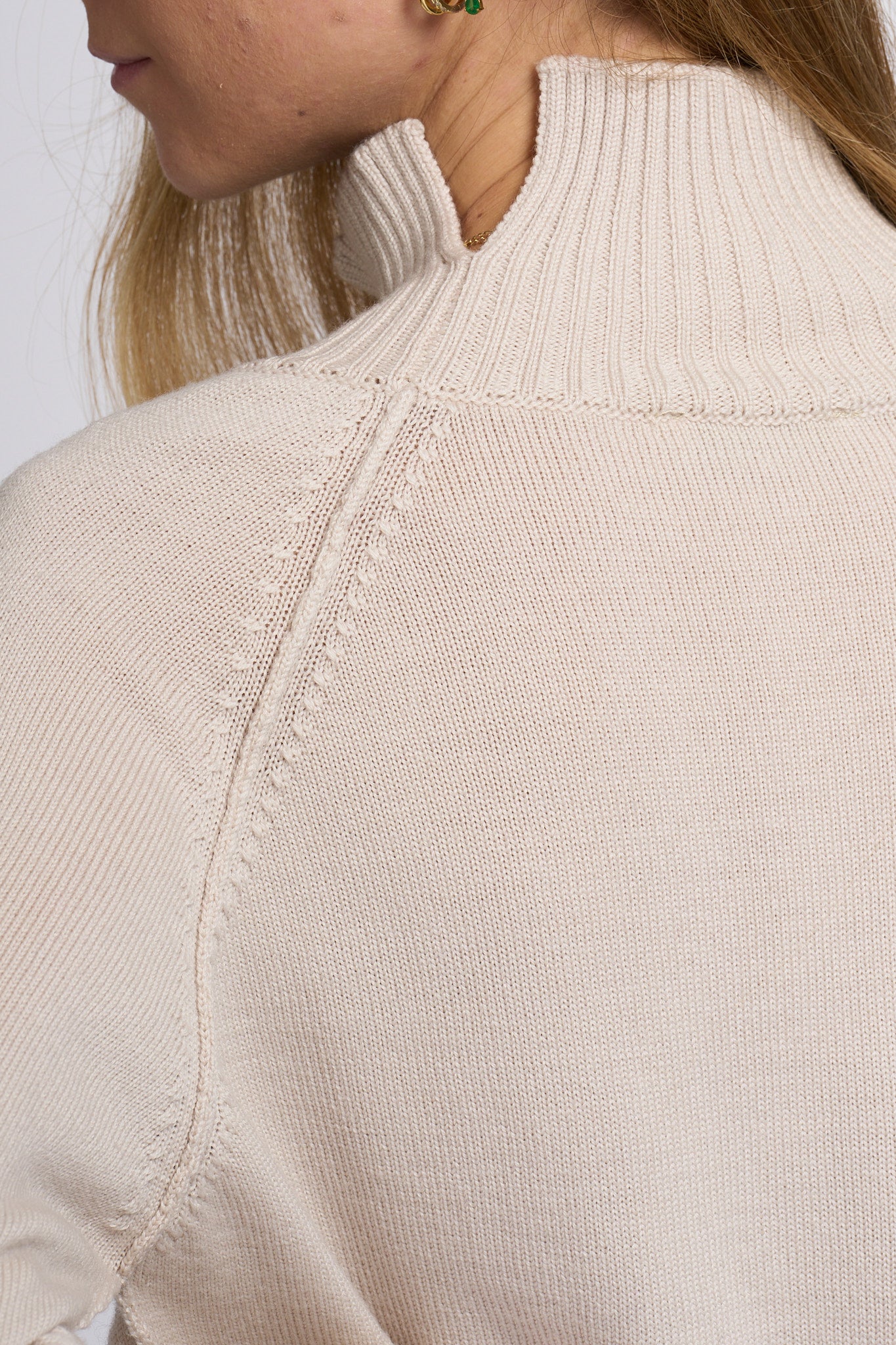 Intrecci Milano Dolcevita Raglan Sabbia Donna-7