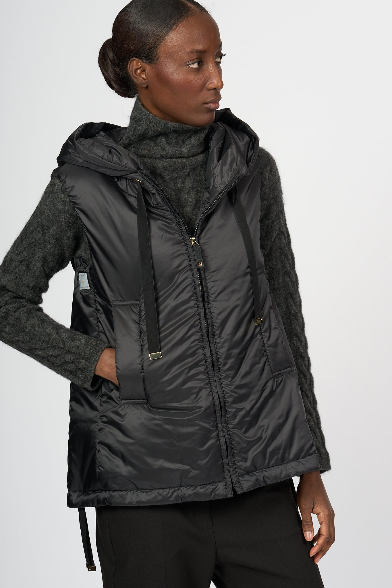 Max Mara Greengo Padded Short Gilet Black Women-4