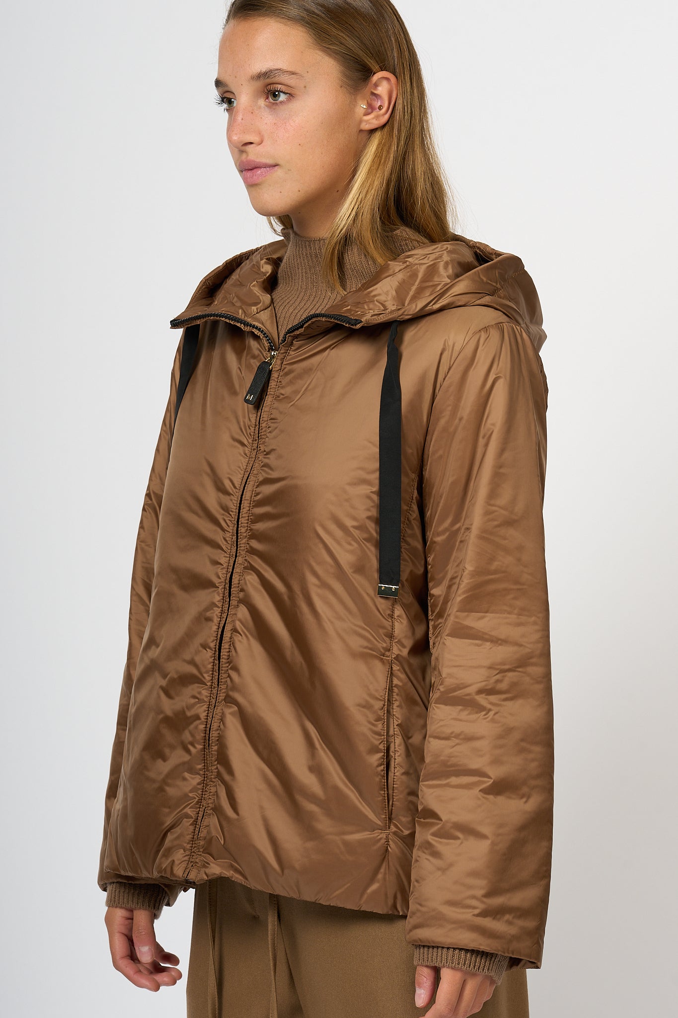 Max Mara Greenh Down Jacket Short Camel Women-4