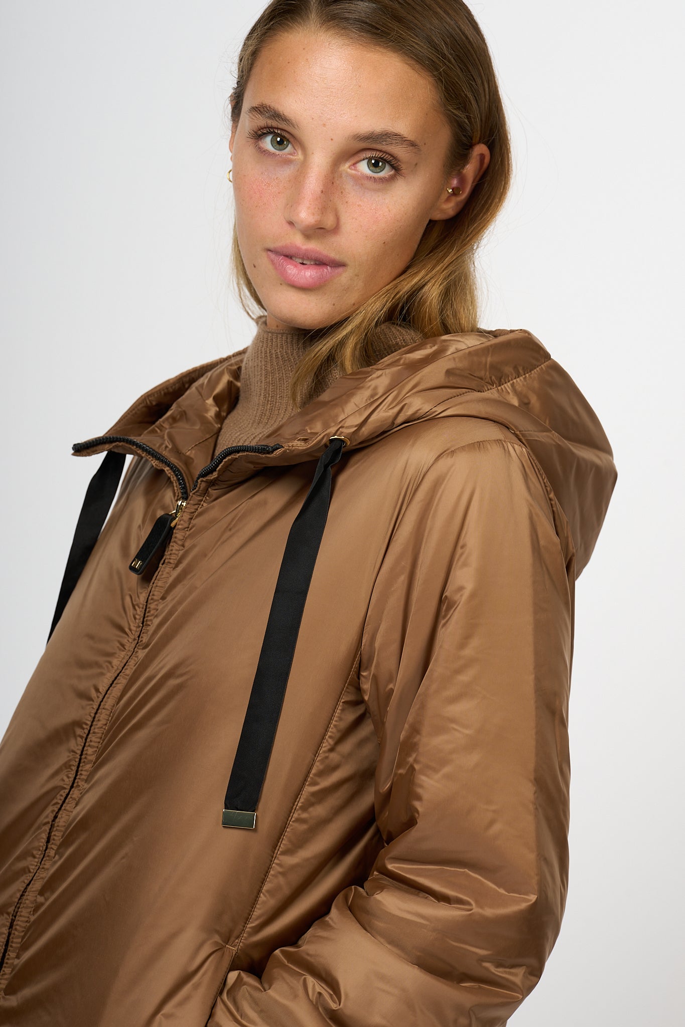 Max Mara Greenh Down Jacket Short Camel Women-7