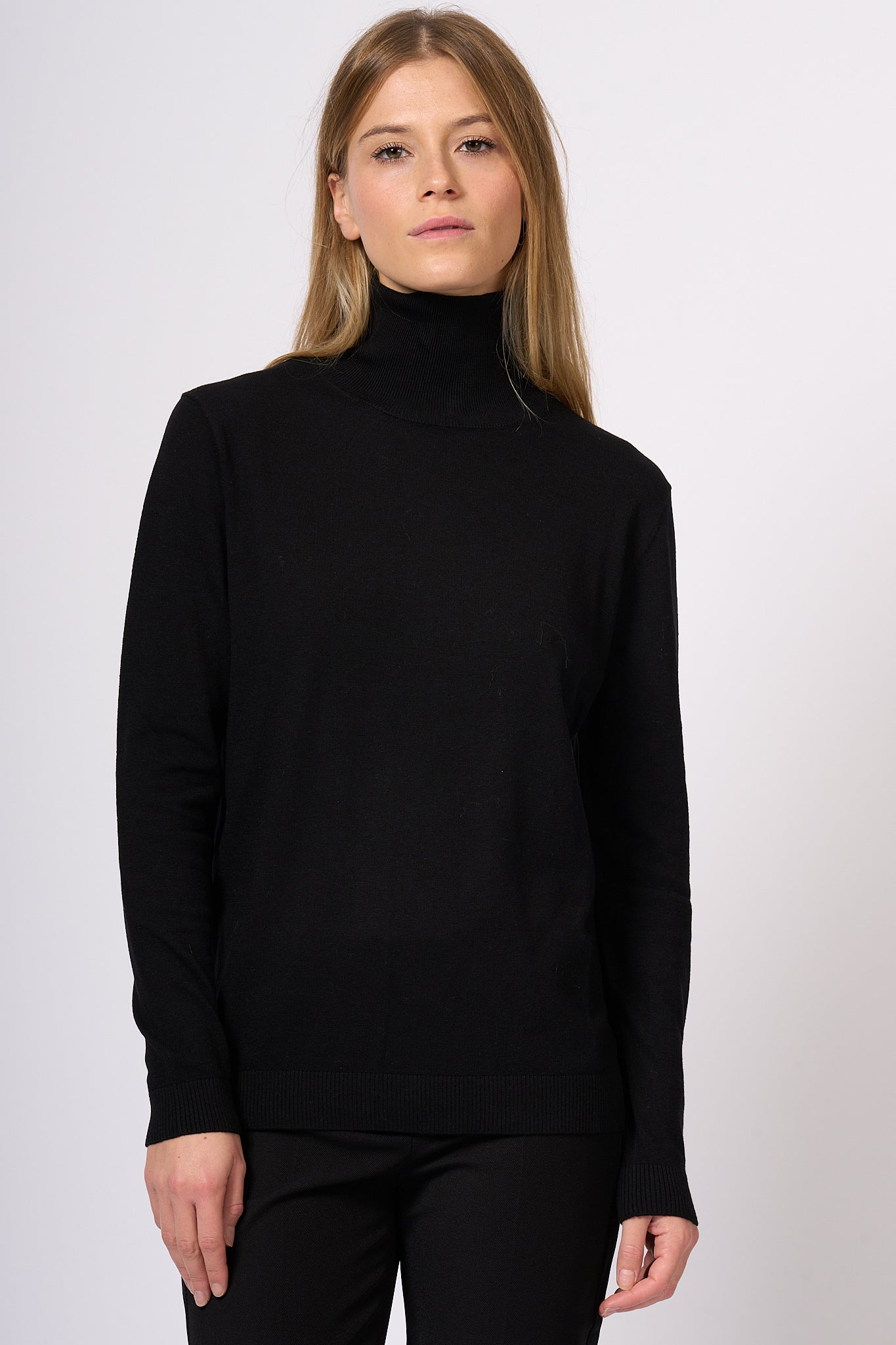 Max Mara Weekend Kiku Turtleneck Black Women-1