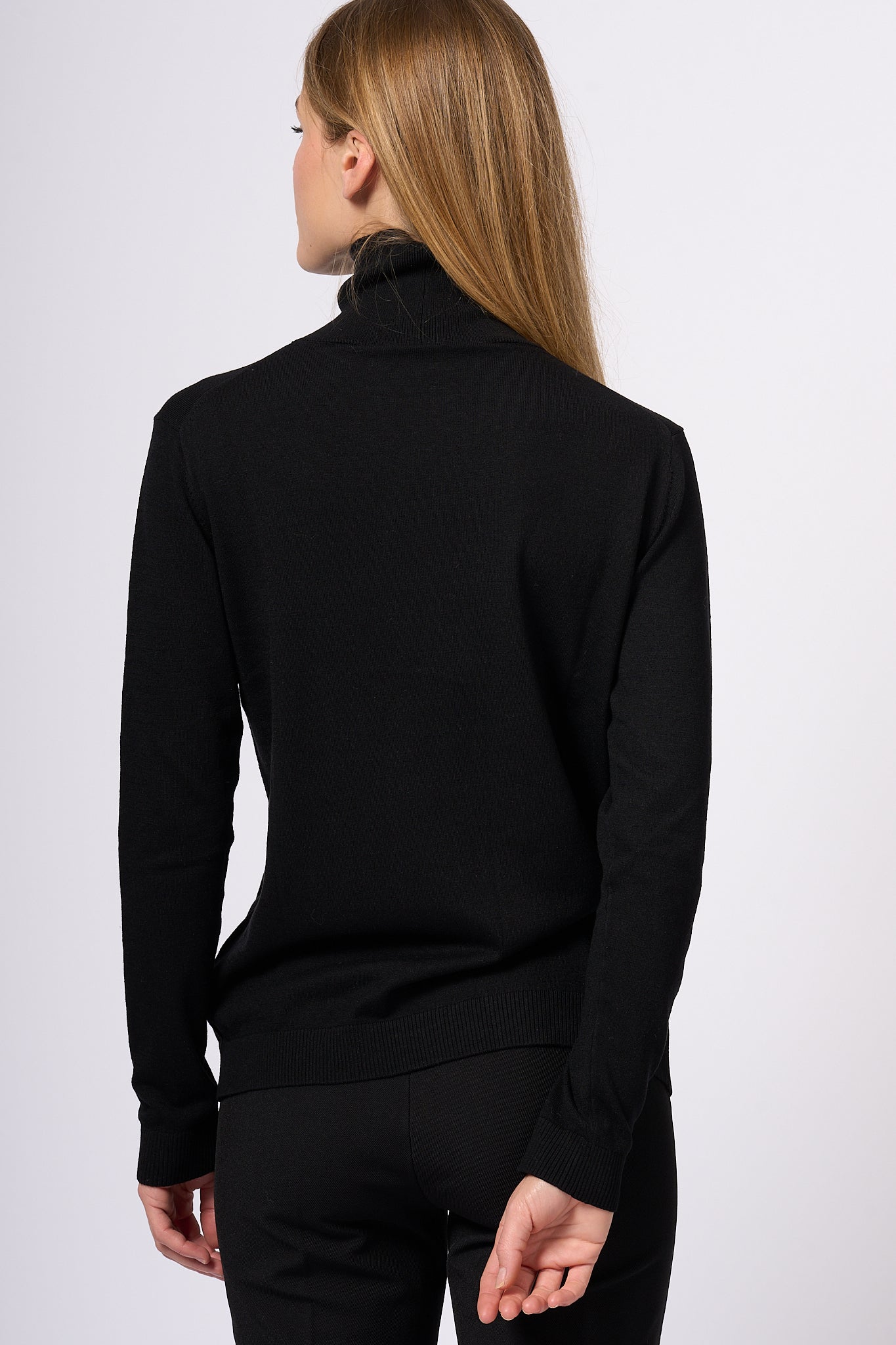 Max Mara Weekend Kiku Turtleneck Black Women-3