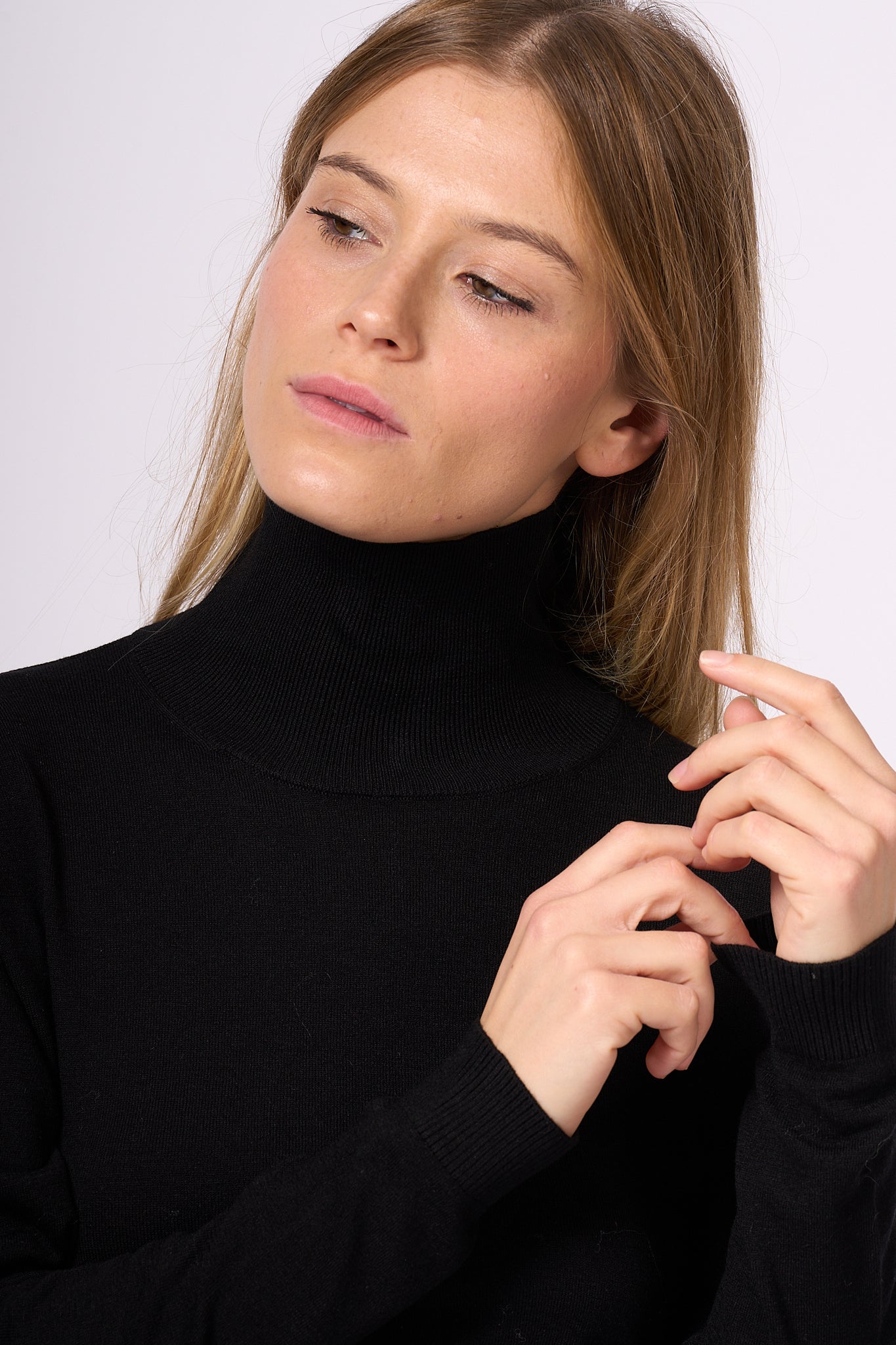 Max Mara Weekend Kiku Turtleneck Black Women-2