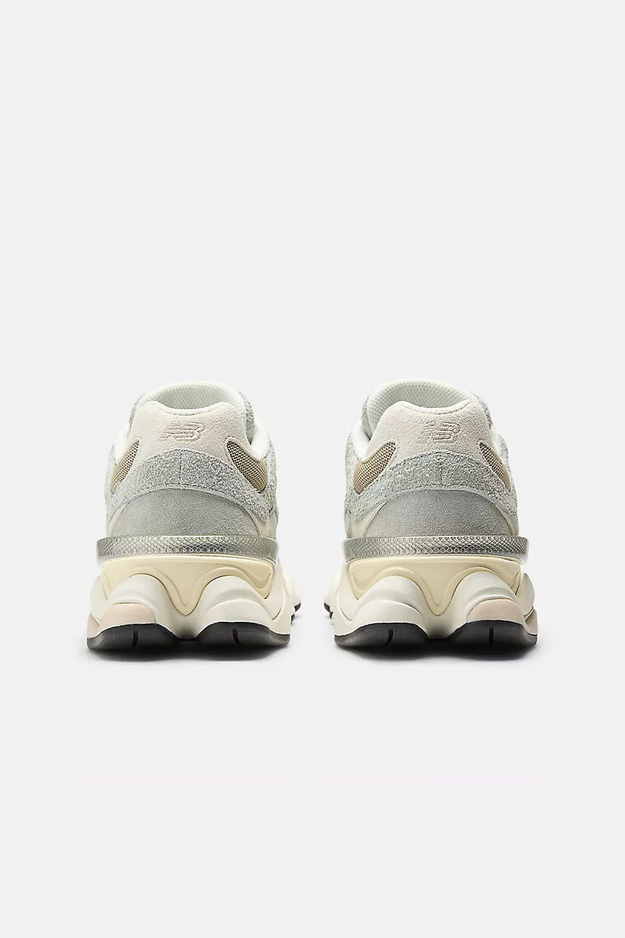 New balance Sneaker 9060 Taupe Uomo-6