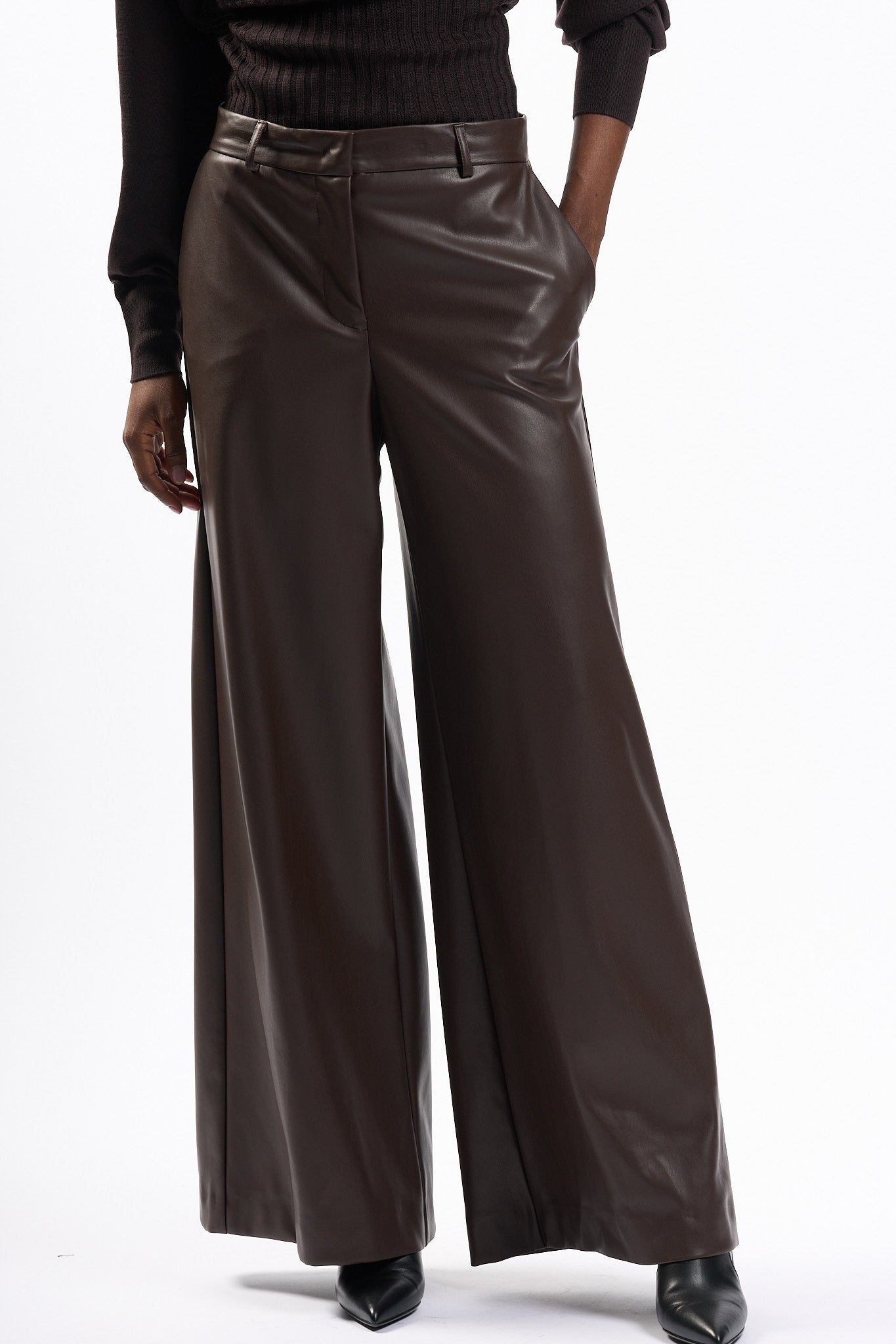 Nude Pantalone Ecopelle Cioccolato Donna-1