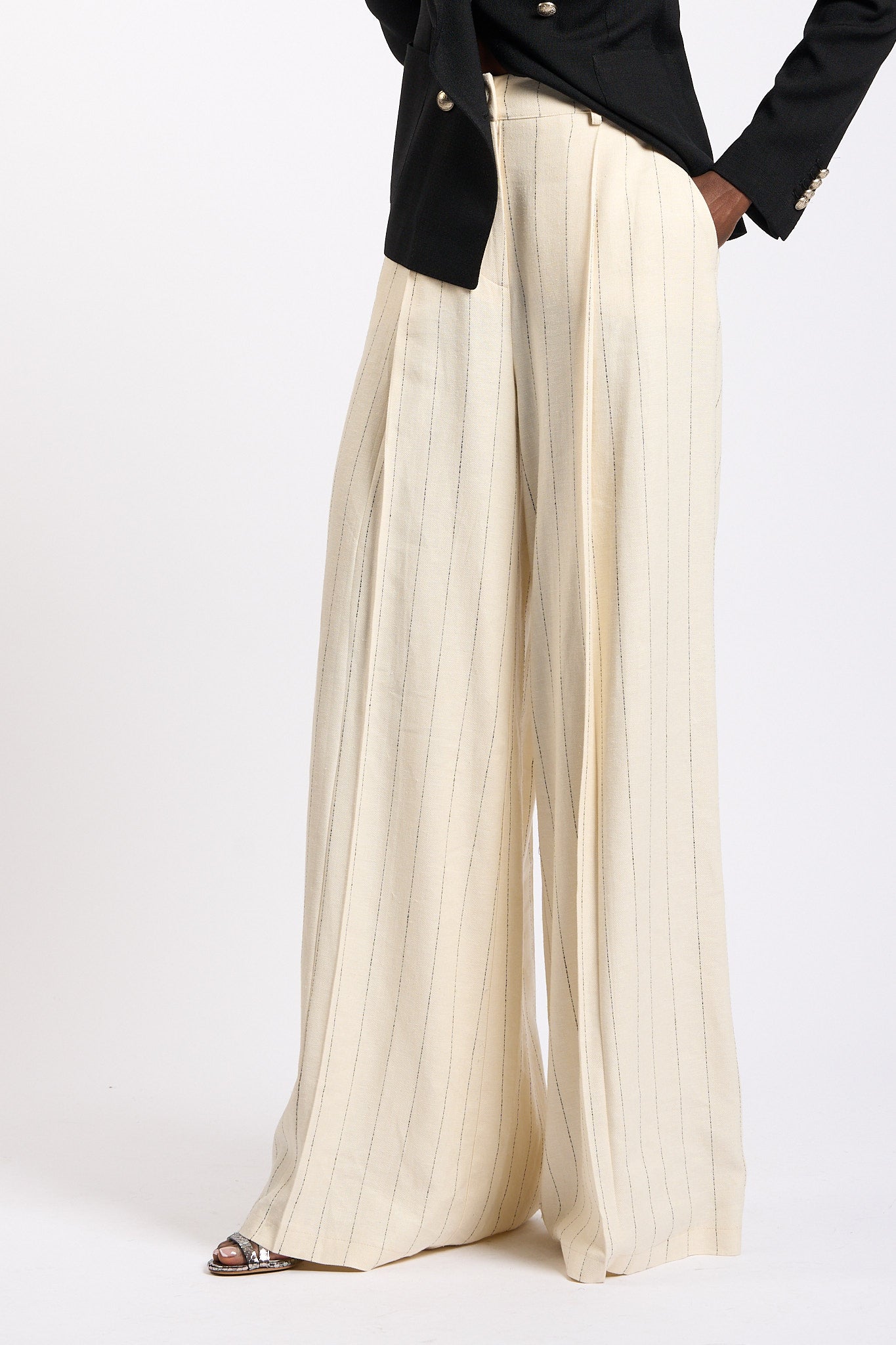 Olla pareg Pantalone Gessato Ampio Crema Donna-3