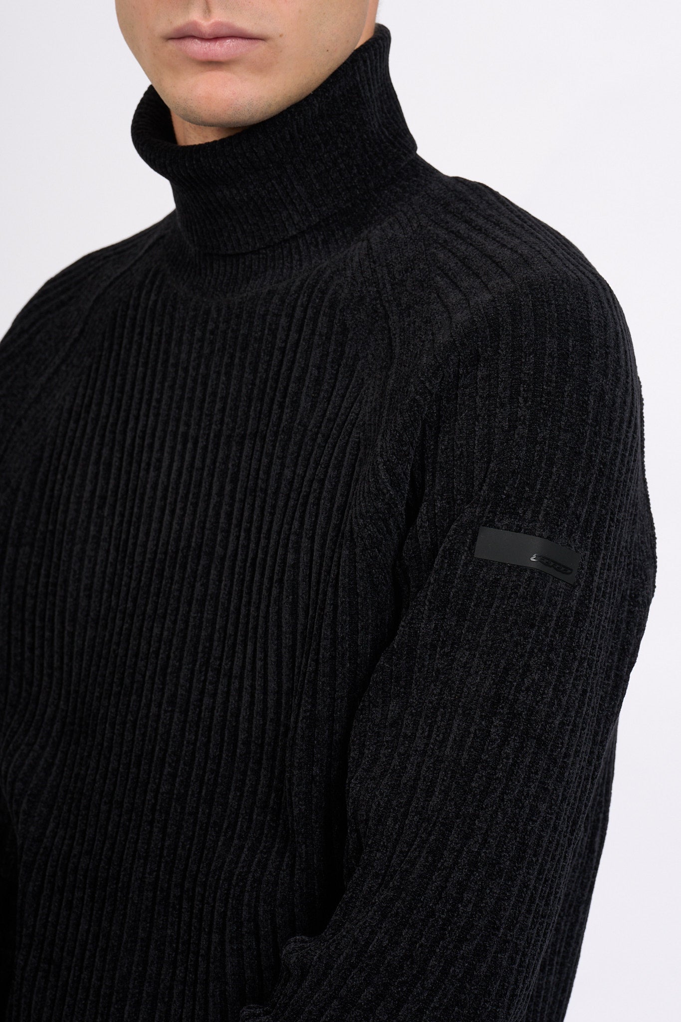 Rrd Dolcevita Ciniglia Nero Uomo-2