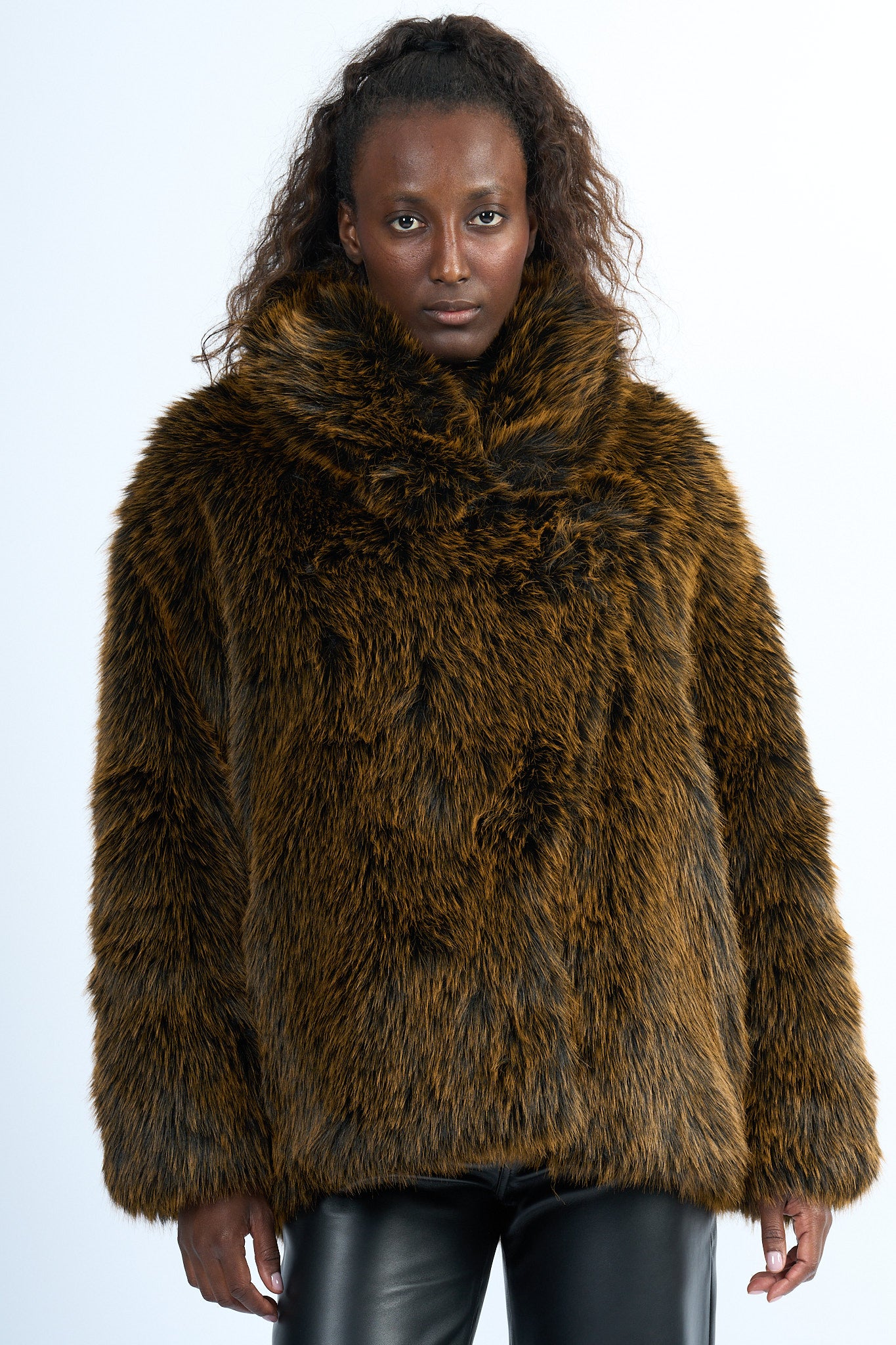 Semicouture Pelliccia Carol Ecologica Marrone Donna-5