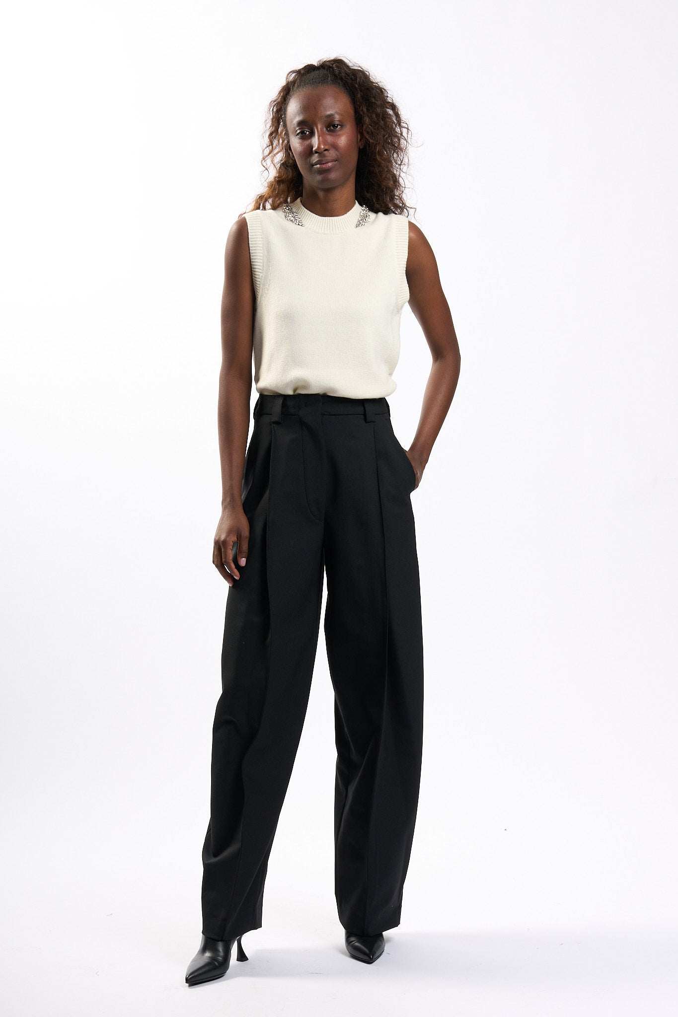 The latest Pantalone Cara Nero Donna-2