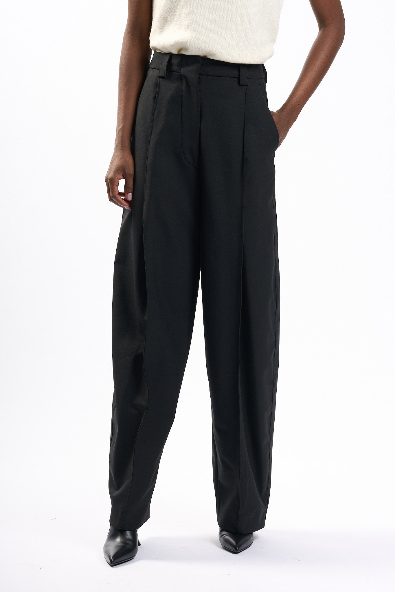 The latest Pantalone Cara Nero Donna-1