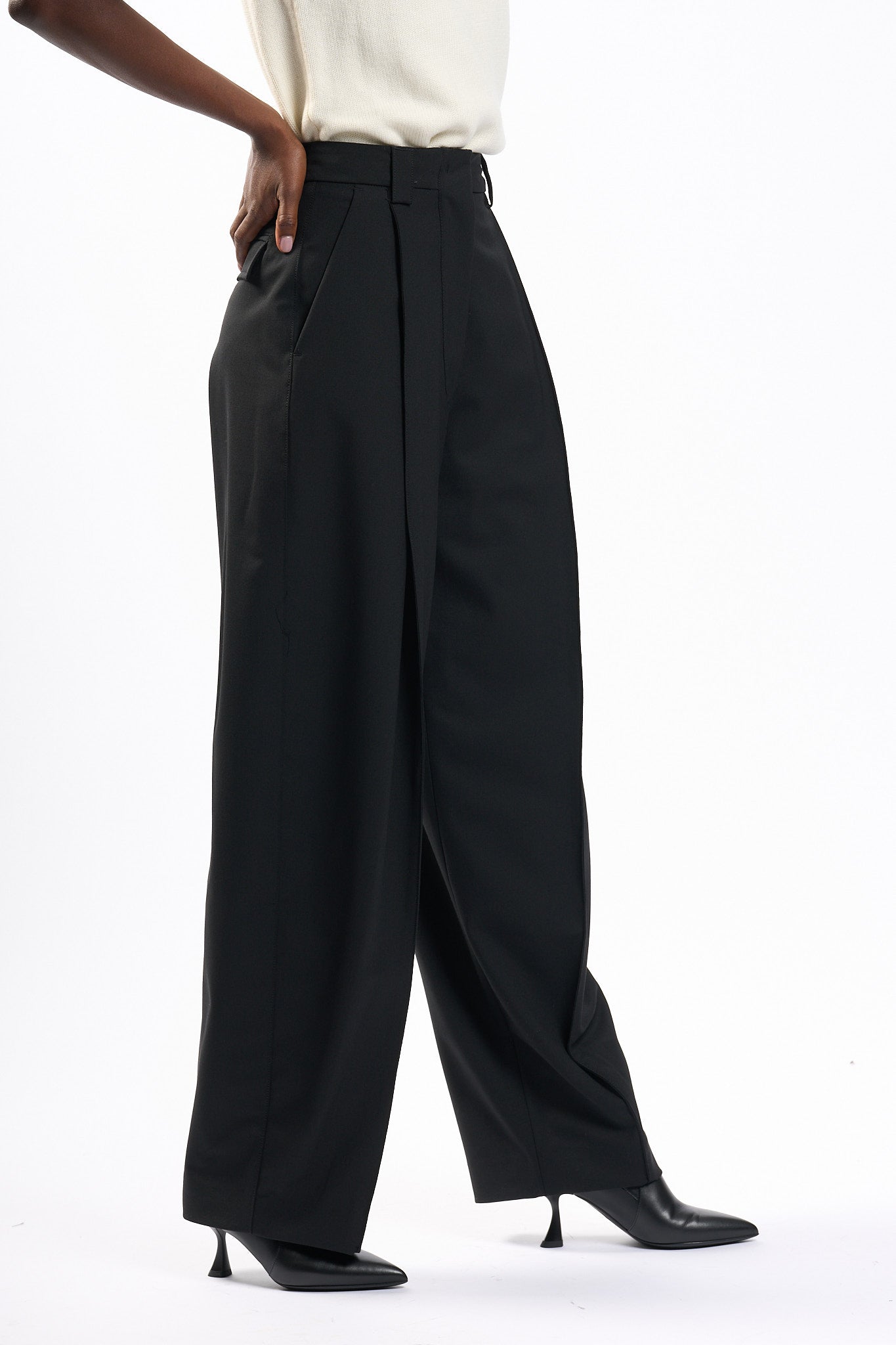 The latest Pantalone Cara Nero Donna-5