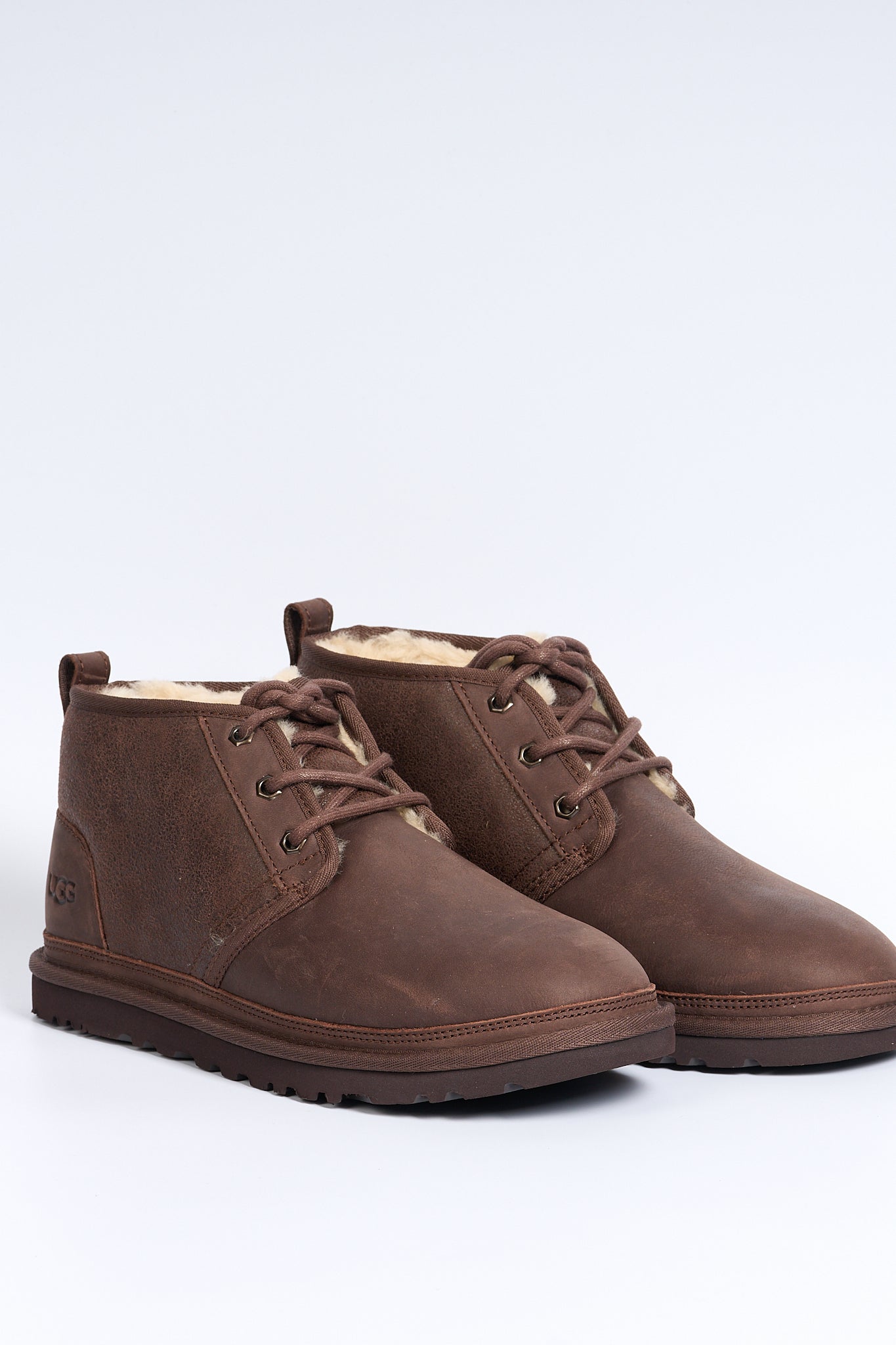 Ugg Scarpa Neumel Stringata Cioccolato Uomo-3