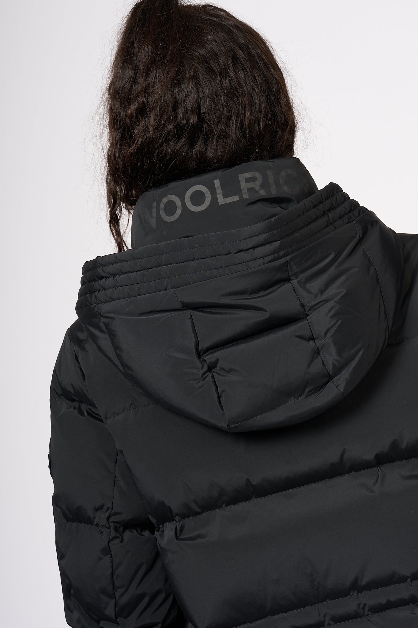 Woolrich Alsea Puffer Parka Black Women-5