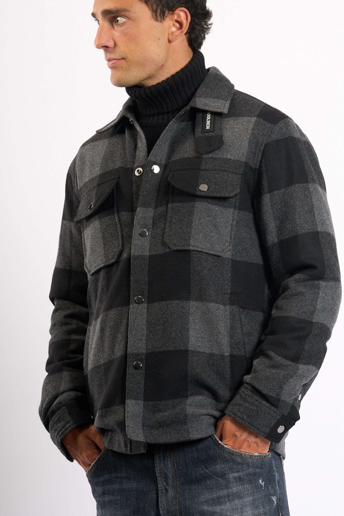 Woolrich Giaccca Camicia Alaskan Cemento Uomo-6