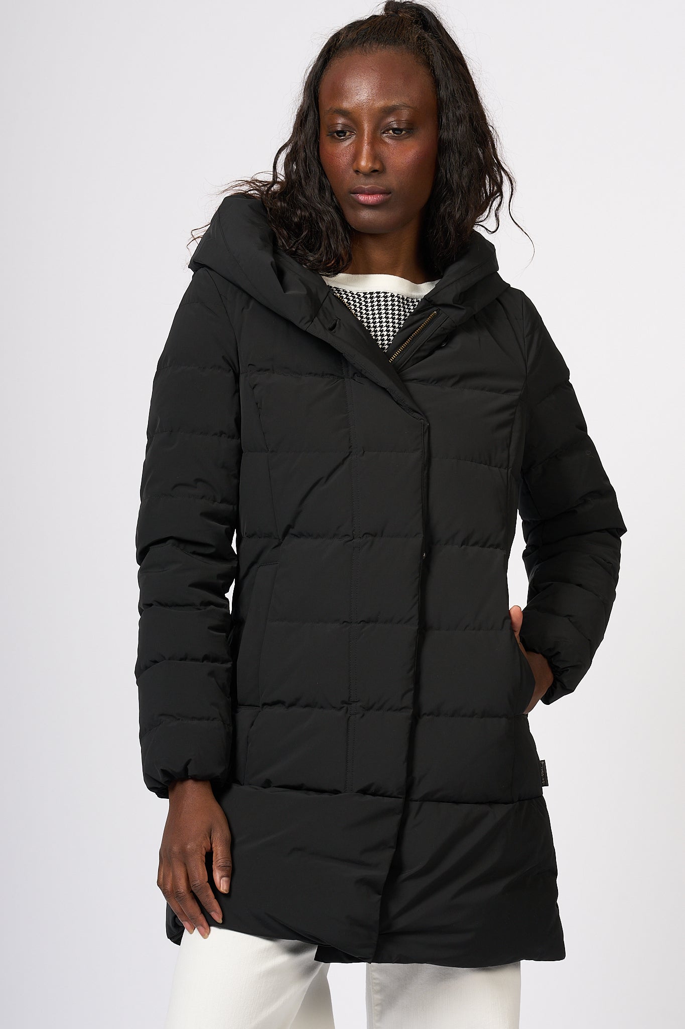 Woolrich Puffy Prescott Parka Black Women-4